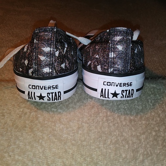Converse gold and silver metallic low top sneakers - Picture 4 of 6